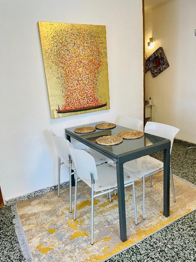 Apartment Plaza Colmenillas Malaga Exterior photo